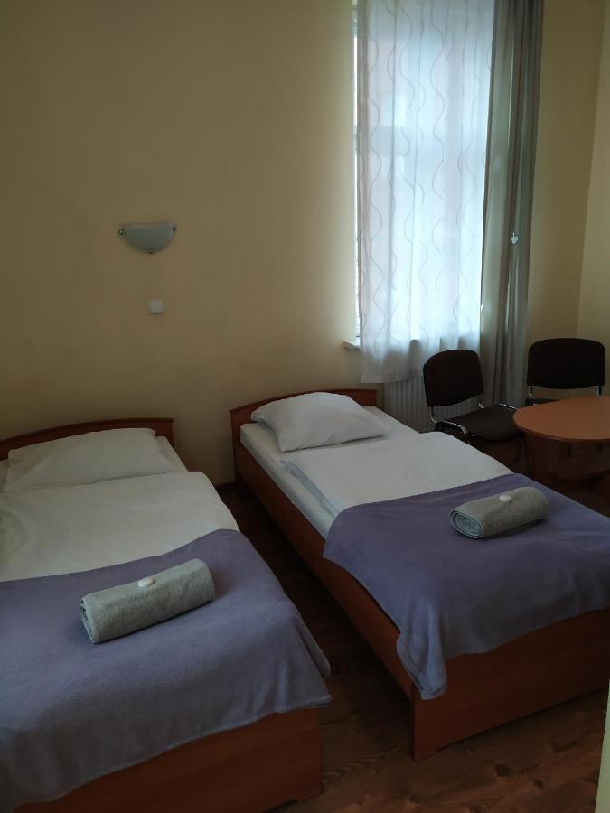 Dom Turysty Motel Kostrzyn nad Odra Ngoại thất bức ảnh